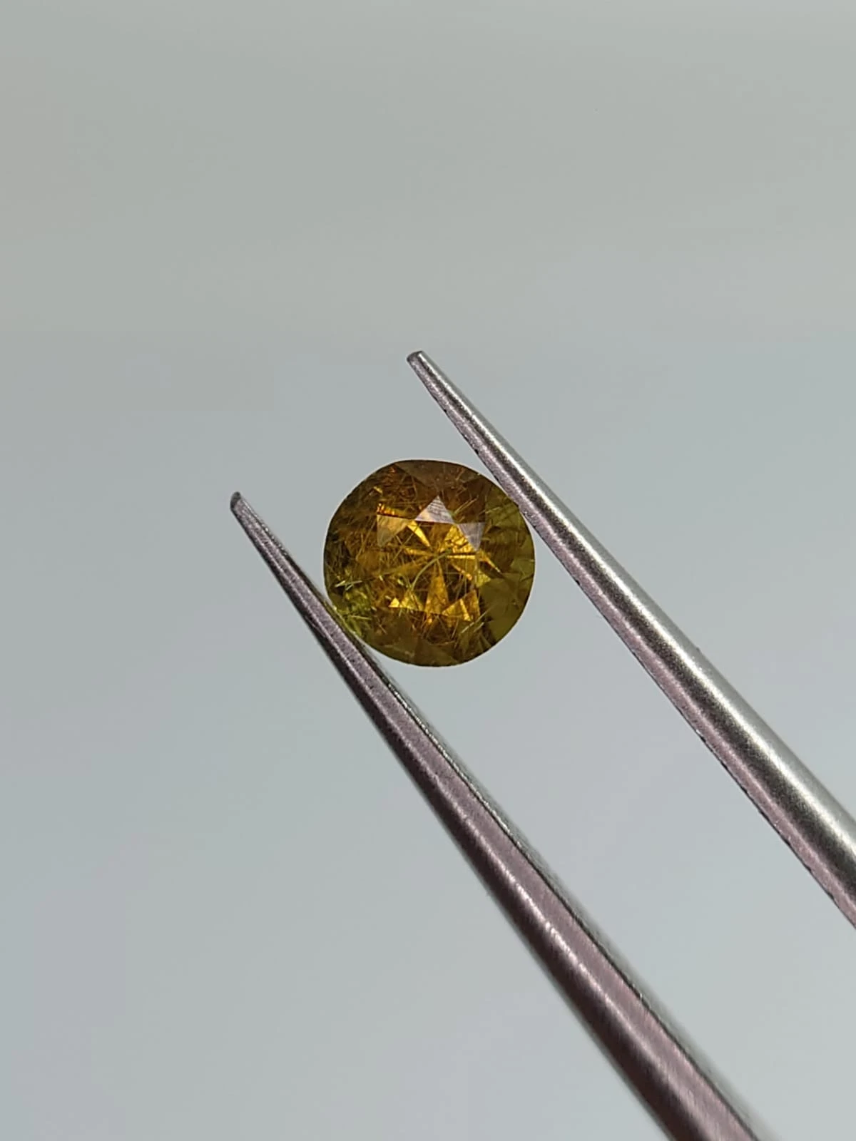 0.54ct Natural Demantoid Garnet Round shape from Pakistan — view 3